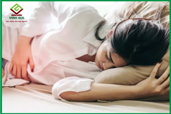 Điều trị cho viêm tụy gây đau bụng vào buổi sáng bao gồm những phương pháp nào? 
