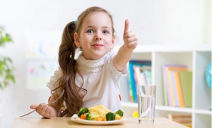 Sử dụng thuốc bổ giúp trẻ có cảm giác thèm ăn và ăn ngon miệng hơn