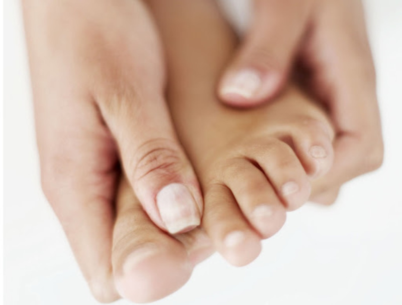 Tê bì ngón chân cái là bệnh gì? Nguyên nhân và cách điều trị dứt điểm