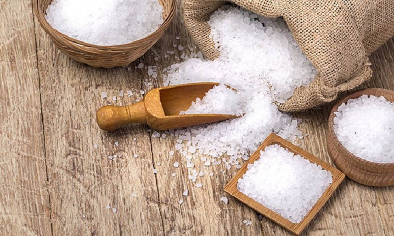Những lưu ý khi sử dụng muối để trị hôi nách tại nhà