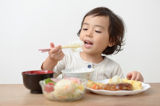 Bổ sung men vi sinh giúp trẻ ăn ngon miệng hơn