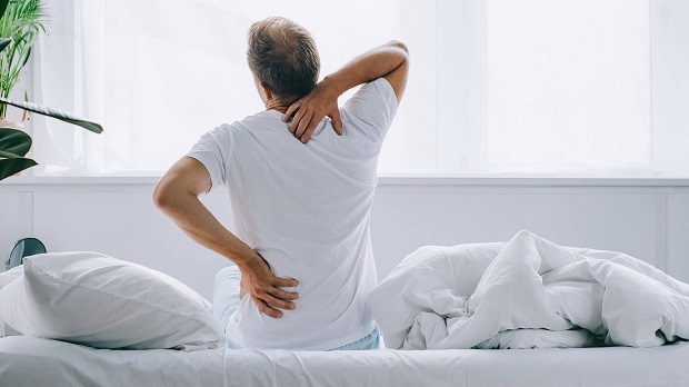 Bệnh đau lưng ở nam giới cần điều trị ra sao?