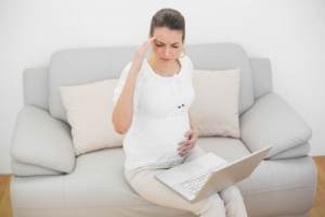 Phụ nữ mang thai bị rối loạn tiền đình nên điều trị bệnh sớm tránh rủi ro ngoài ý muốn